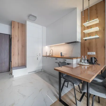 Kierbedzia Modern 아파트